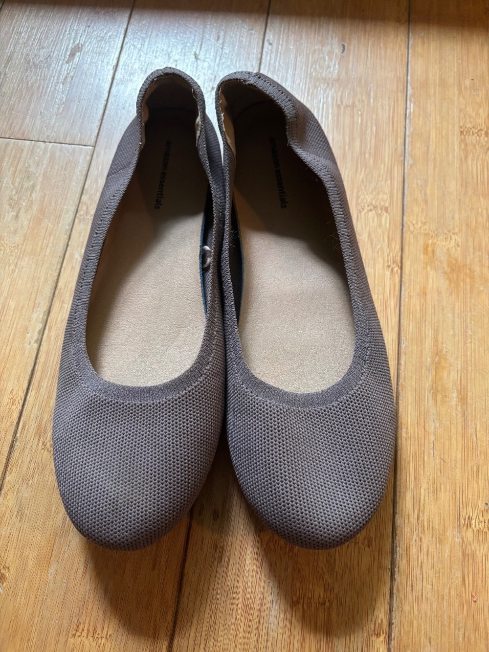 Amazon Essentials Ballet Flats